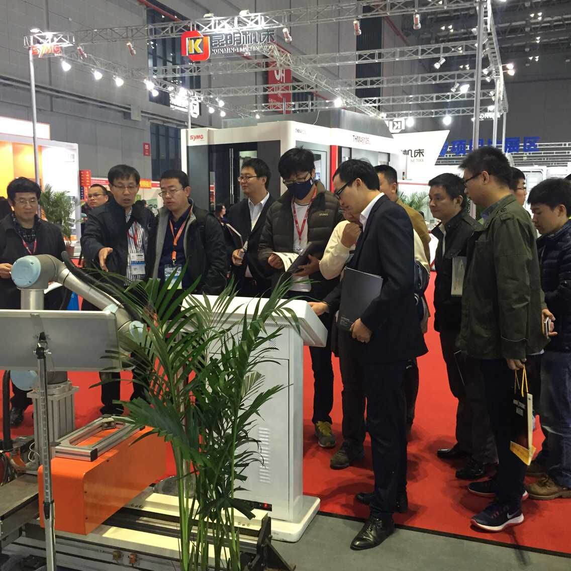 大正工業(yè)機(jī)器人上海工博展圓滿成功 大正工業(yè)機(jī)器人上海工博展圓滿成功